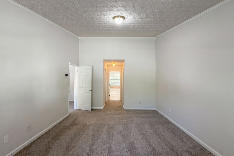 Photo 4 of 29 of 3324 Baymount Way, Lawrenceville, GA