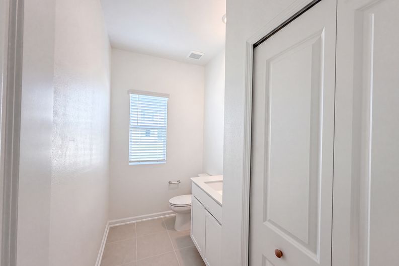 Photo 13 of 24 of 2172 Rider Rain Ln, Apopka, FL