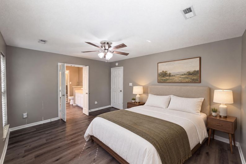 Photo 11 of 28 of 8224 Hunley Ridge Rd, Matthews, NC