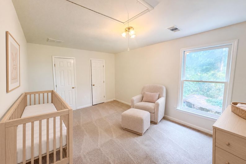 Photo 11 of 21 of 3802 Claude Brewer Rd, Loganville, GA