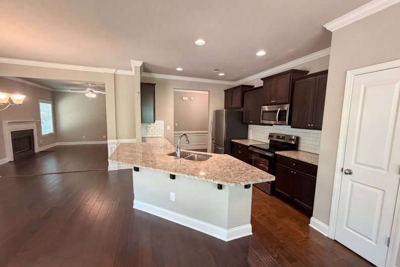 Photo 9 of 22 of 1209 Windstone Dr, Winder, GA