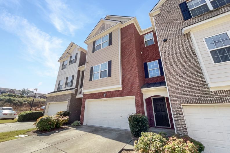 Photo 49 of 52 of 1622 Halliard Dr, Lawrenceville, GA