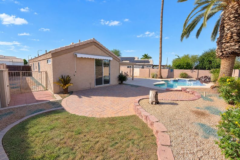 Photo 3 of 24 of 75 S Kingston St, Chandler, AZ