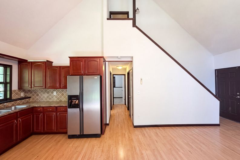 Photo 6 of 20 of 240 Shawna Ln, Hillsboro, TN