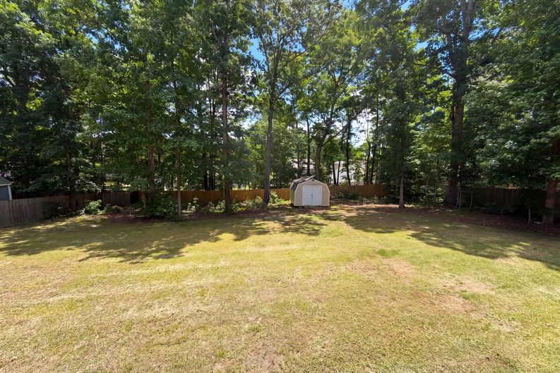 Photo 18 of 19 of 470 Kinsman Ct, Fuquay Varina, NC