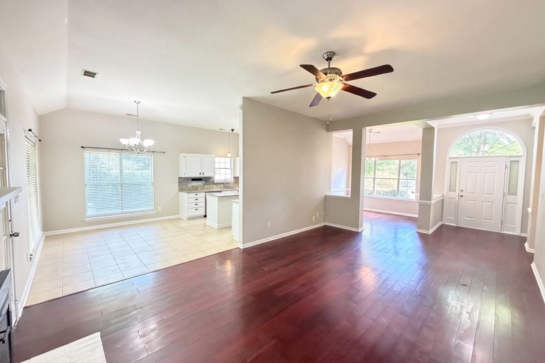 Photo 6 of 17 of 8536 Albury Walk Ln, Charlotte, NC