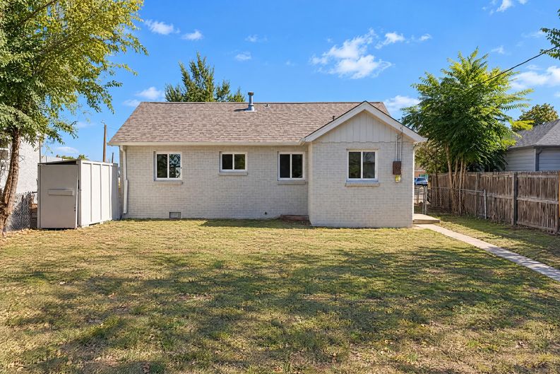 Photo 5 of 18 of 4745 Zuni St, Denver, CO