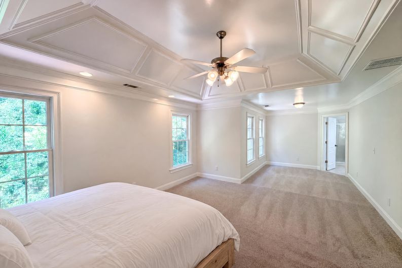 Photo 9 of 23 of 861 Windsor Creek Dr, Grayson, GA