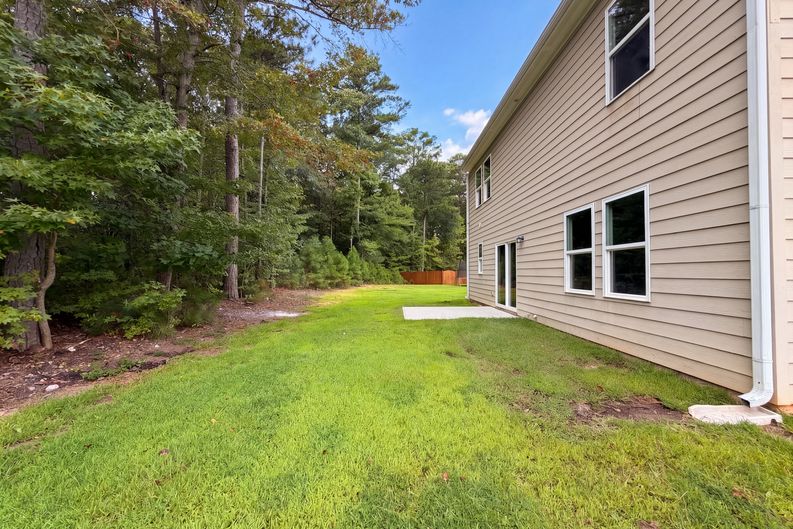 Photo 23 of 27 of 8618 Blair Ct, Douglasville, GA