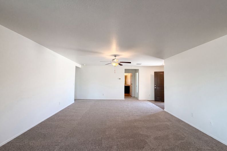 Photo 10 of 21 of 461 W Pintail Dr, Casa Grande, AZ