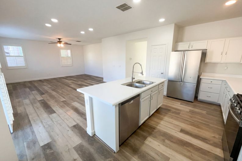 Photo 15 of 39 of 3940 E Blue Spruce Ln, Gilbert, AZ