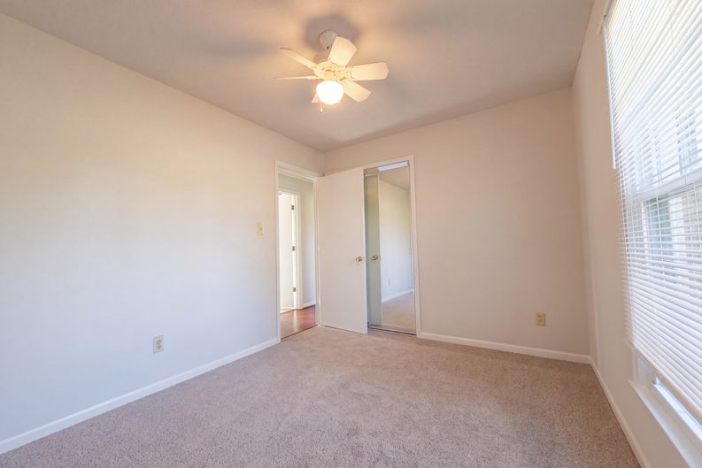 Photo 13 of 16 of 3311 Woodmere Ct, Hope Mills, NC