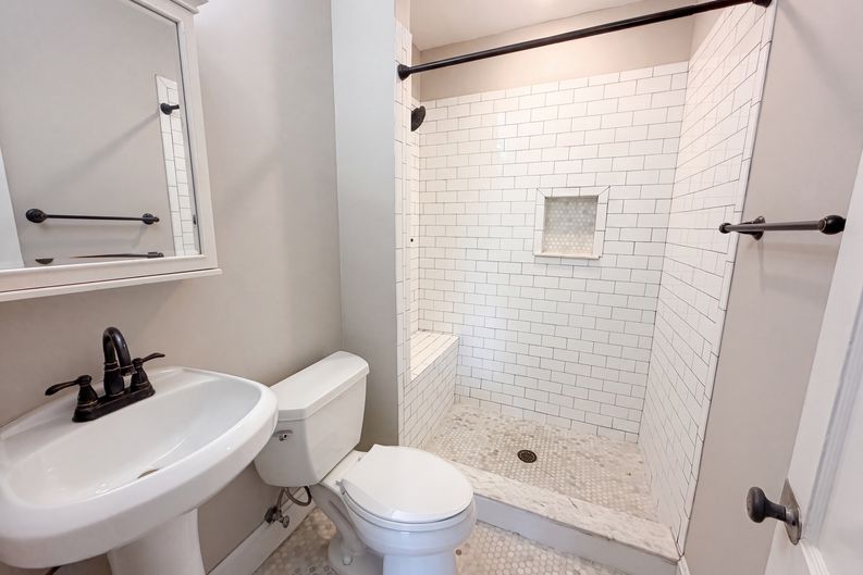 Photo 5 of 15 of 1521 W River Shore Way, Tampa, FL