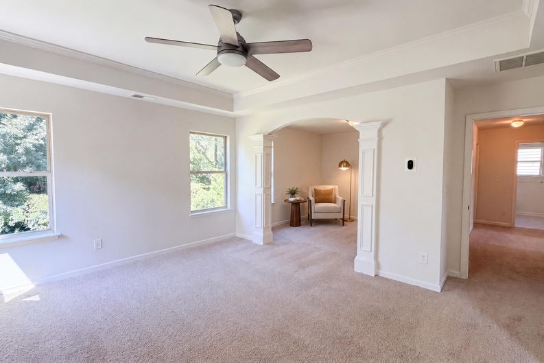 Photo 4 of 24 of 3807 Ernie Dr, Charlotte, NC