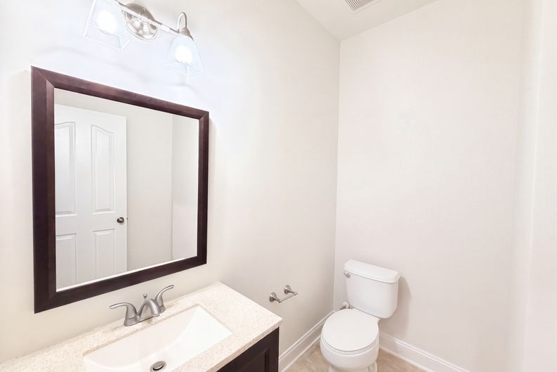 Photo 18 of 25 of 14903 Superior St, Charlotte, NC