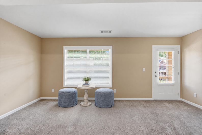 Photo 18 of 44 of 206 Providence Walk Ct, Canton, GA