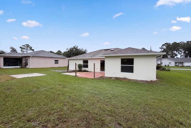 Photo 5 of 29 of 18 Rolland Ln, Palm Coast, FL