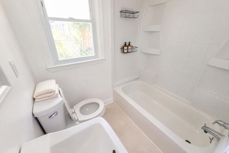 Photo 14 of 20 of 427 Wellons St NE, Marietta, GA