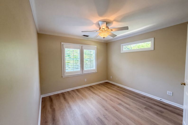 Photo 13 of 21 of 15130 Stonegreen Ln, Huntersville, NC