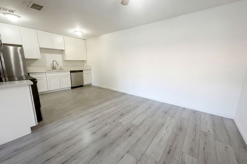 Photo 10 of 18 of 5097 Village Dr, Las Vegas, NV