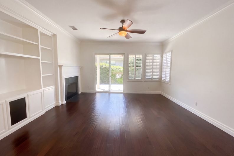 Photo 3 of 33 of 6520 Nebula Ct, Rocklin, CA