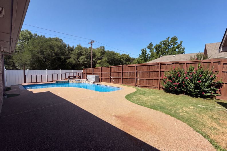 Photo 23 of 25 of 713 Lake Bluff Dr, Flower Mound, TX