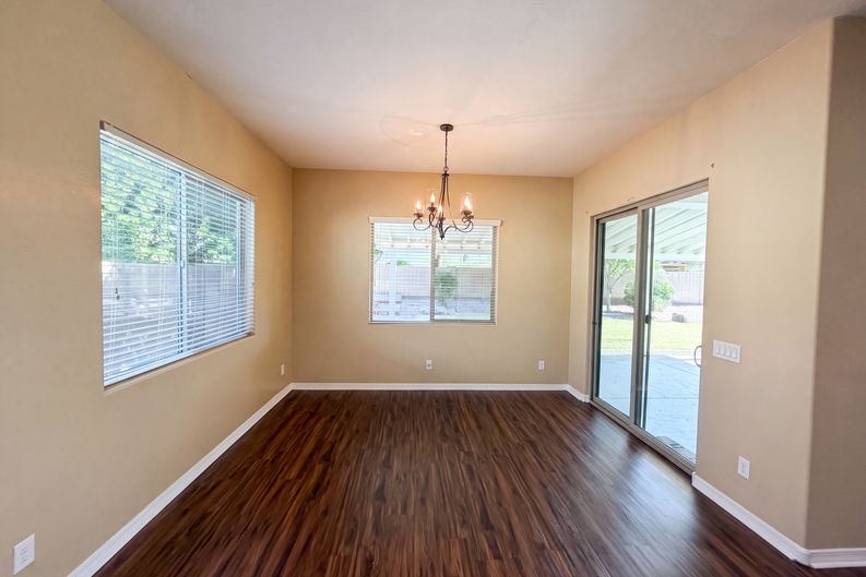 Photo 8 of 39 of 18136 W Devonshire Ave, Goodyear, AZ