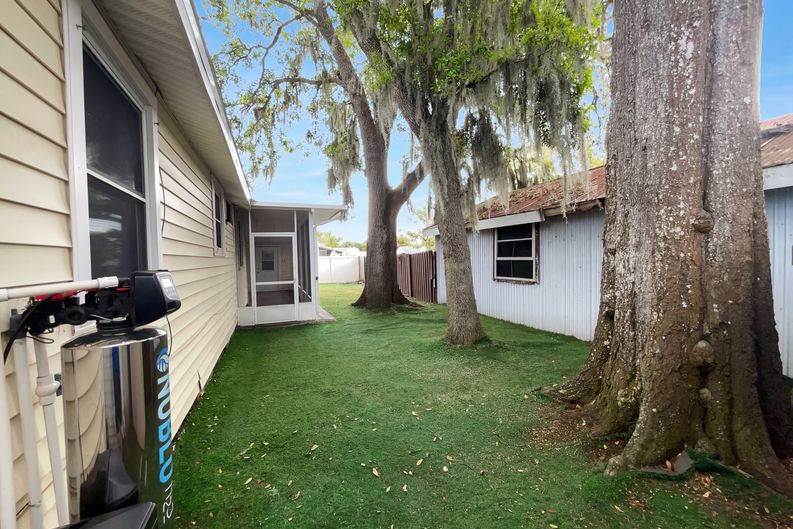 Photo 25 of 34 of 1623 12th St, Saint Cloud, FL