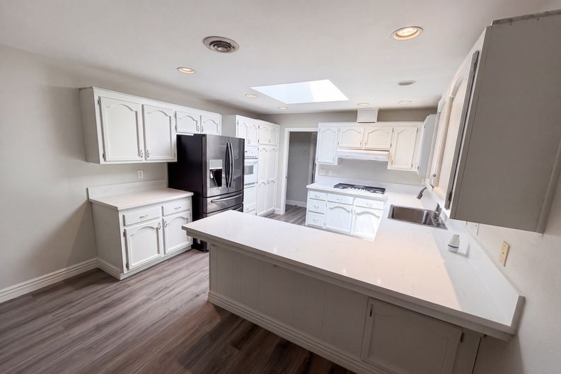 Photo 10 of 24 of 4380 Flightwood Cir, Hemet, CA