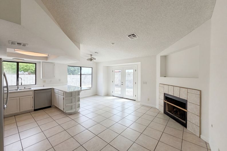 Photo 17 of 41 of 3607 Duffy Cir, North Las Vegas, NV