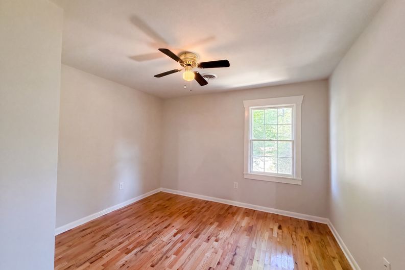 Photo 9 of 21 of 509 Drake Ave, Nashville, TN