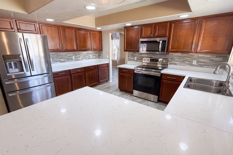 Photo 15 of 44 of 15652 W Calavar Rd, Surprise, AZ