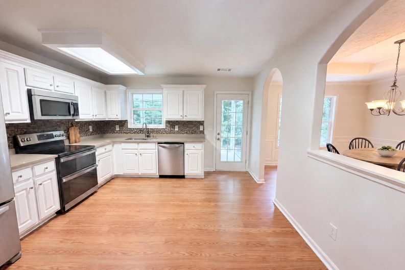 Photo 11 of 28 of 112 Platte St, Winder, GA