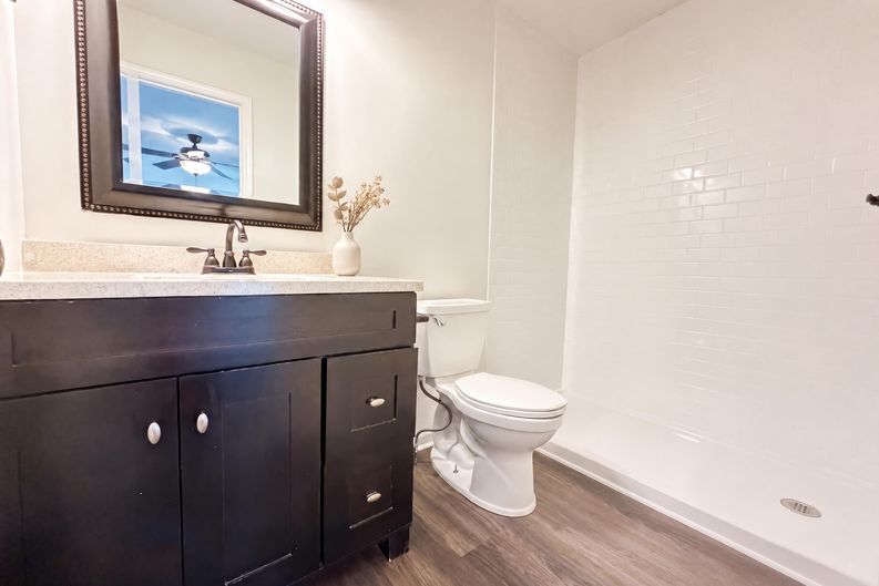 Photo 11 of 23 of 1819 Bourne Cir, Clarksville, TN