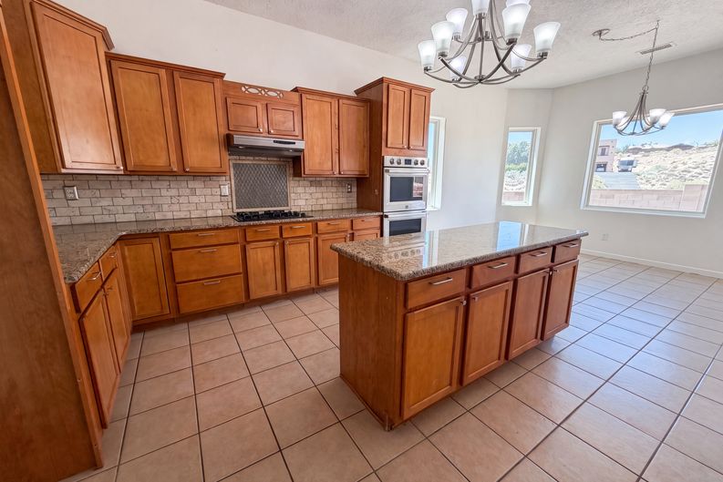 Photo 18 of 22 of 2516 Milagro Ridge Ct NE, Rio Rancho, NM