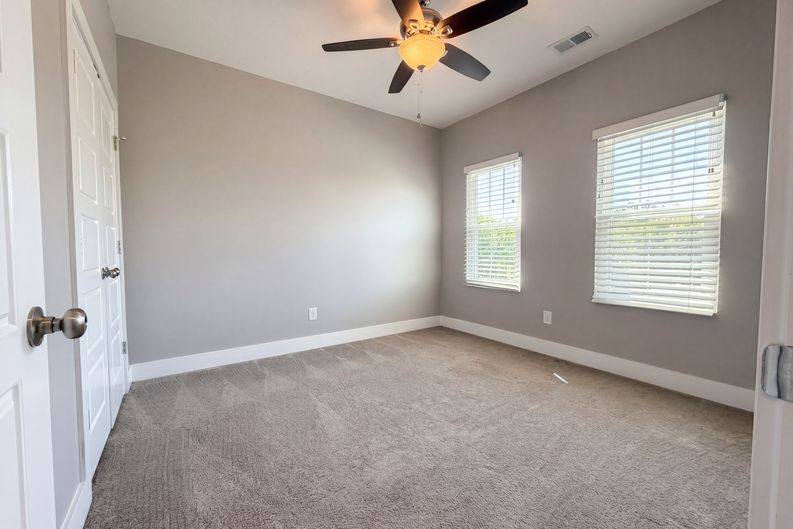 Photo 10 of 19 of 227A Hillcrest Dr, Madison, TN