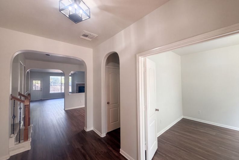 Photo 33 of 36 of 2404 Danciger Ln, Cedar Park, TX