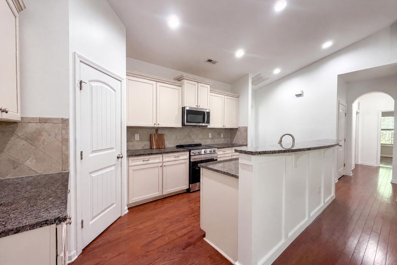 Photo 11 of 28 of 6621 Blalock Forest Dr, Willow Spring, NC