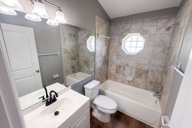 Photo 18 of 33 of 11413 Sand Hill Ave, Spring Hill, FL