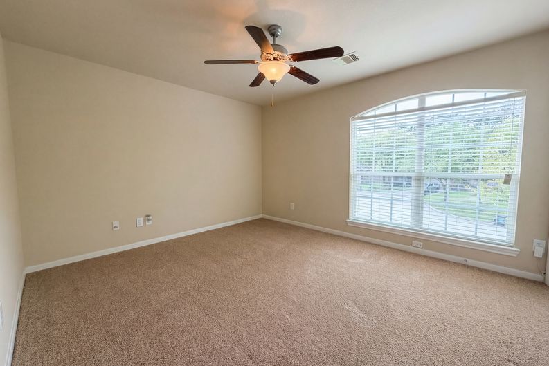 Photo 21 of 24 of 20192 Southwood Oaks Dr, Porter, TX