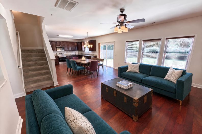 Photo 3 of 25 of 14021 Pinyon Pine Ln, Charlotte, NC