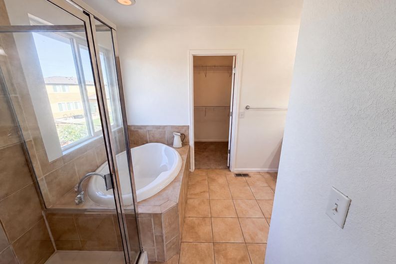 Photo 20 of 31 of 10253 Uravan St, Commerce City, CO
