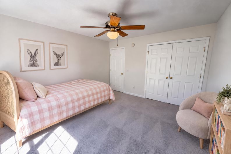 Photo 9 of 21 of 6140 Steve Scarlett Pl, La Vergne, TN