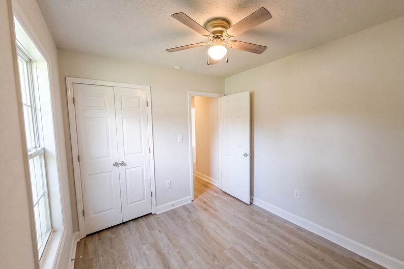 Photo 10 of 15 of 444 Northwoods Dr, Raeford, NC