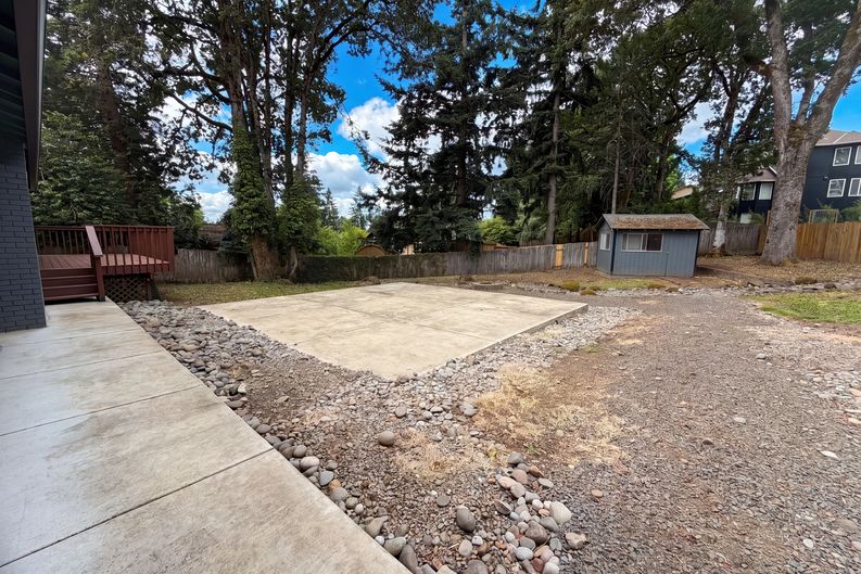 Photo 15 of 16 of 4246 Spring Rock Cir, West Linn, OR