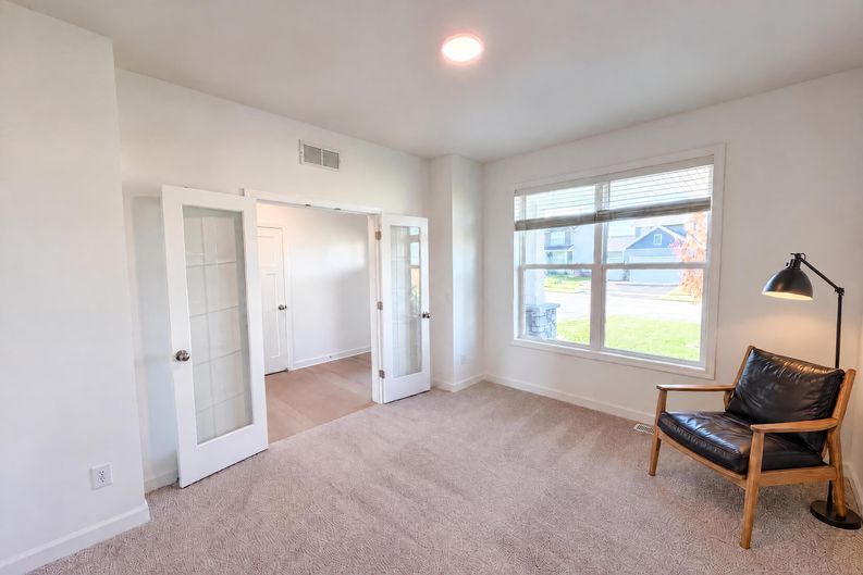 Photo 13 of 42 of 1750 Upper 141st St E, Rosemount, MN