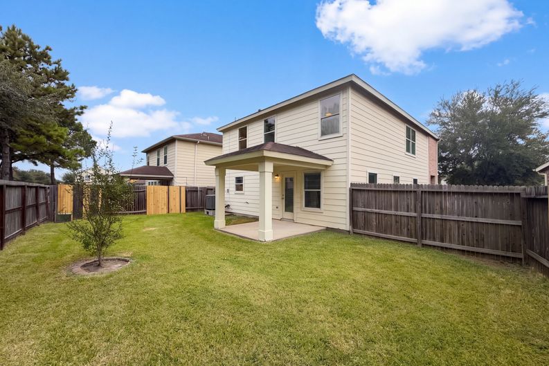 Photo 47 of 49 of 15515 Hollow Cypress Ct, Houston, TX