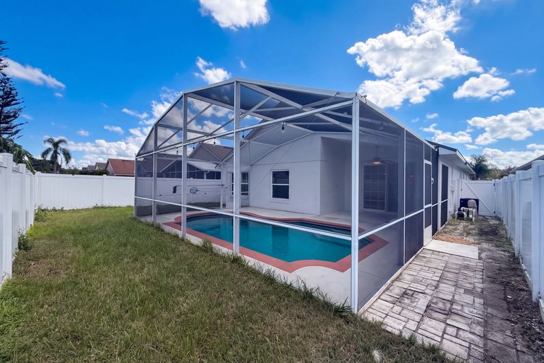 Photo 24 of 28 of 4615 Eaglet Ln, Kissimmee, FL