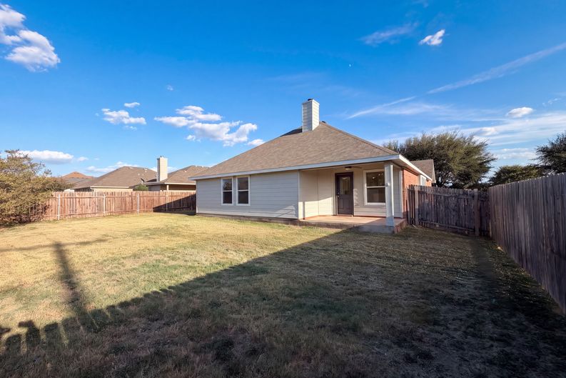 Photo 16 of 19 of 404 Timothy John Dr, Pflugerville, TX