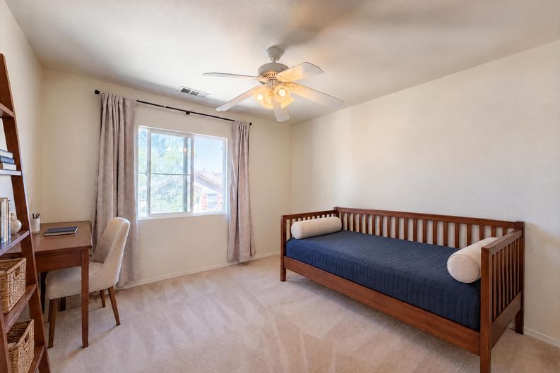 Photo 13 of 24 of 29206 Rio Lobo Way, Valencia, CA